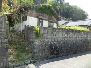 広島市東区上温品四丁目