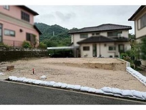 広島市佐伯区美鈴が丘緑三丁目