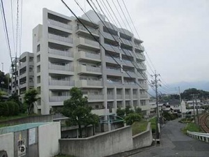 エスティーム地御前