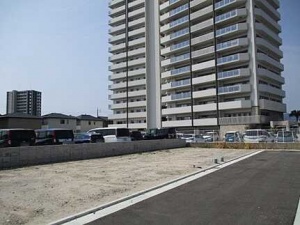 広島市佐伯区楽々園五丁目