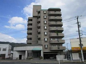 ルミエール戸坂